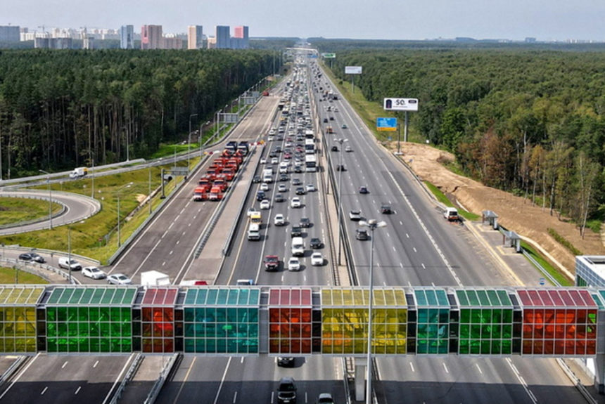 Бочкарев: за десятилетие в Москве построено свыше тысячи км дорог