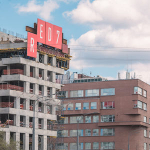 Строительство ЖК RED 7 в Москве: возведены 12 этажей, монтируются инженерные сети