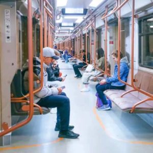На пяти станциях БКЛ московского метро тестируют сеть 5G