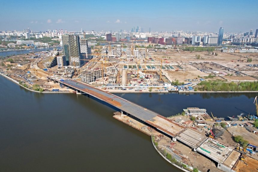Четыре автомобильных моста построят в Москве в этом году