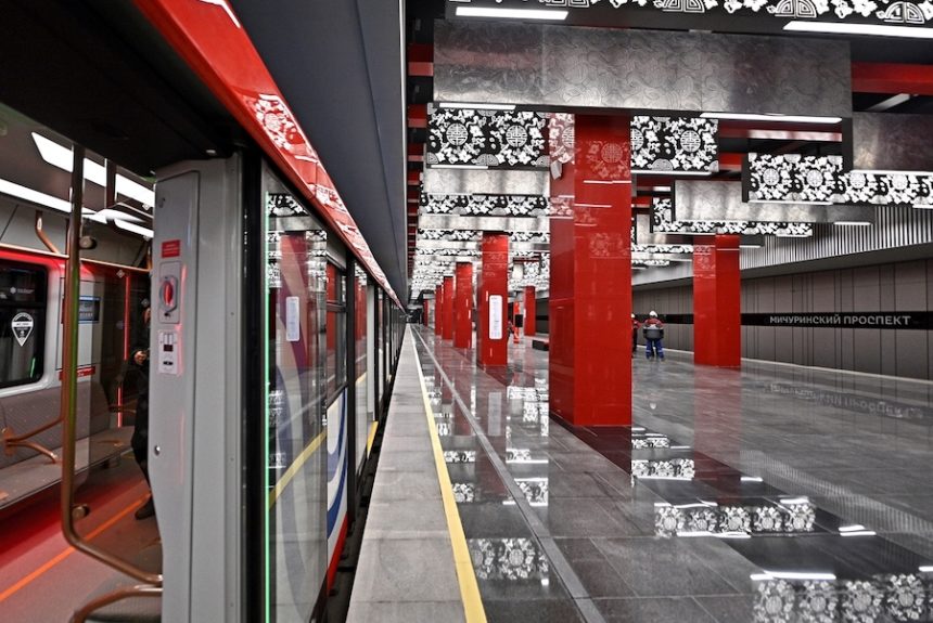 «Мичуринский проспект» претендует на звание самой красивой новой станции метро Москвы