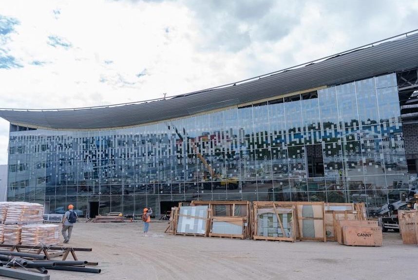 Здание обновленного аэропорта «Рощино» введут в эксплуатацию уже к концу 2024 года
